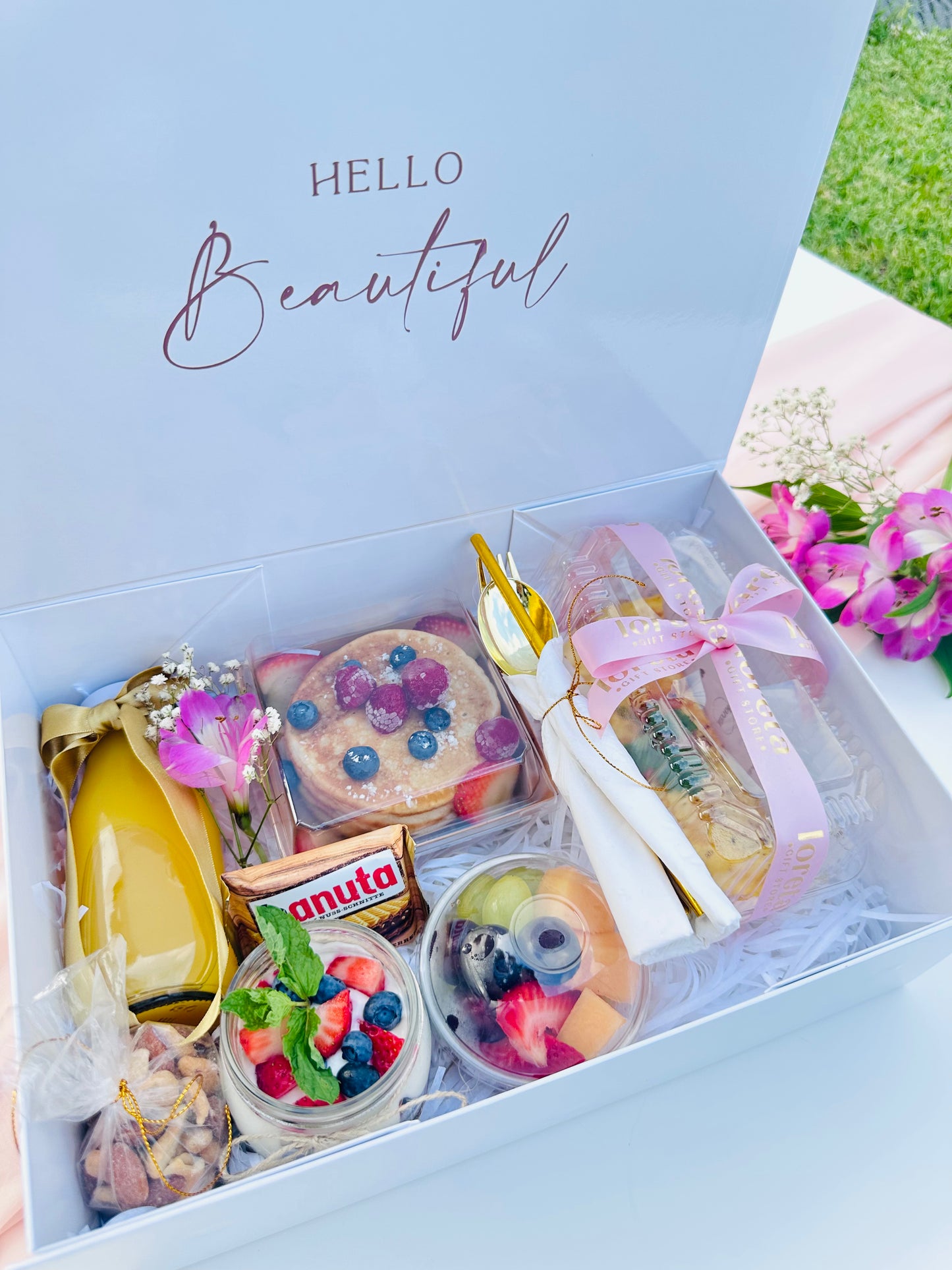 Bora Bora Breakfast Box
