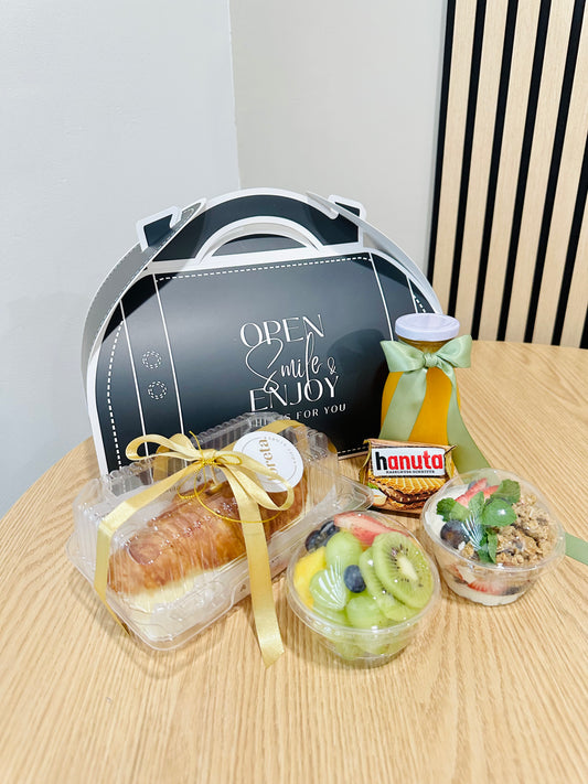 breakfast basket