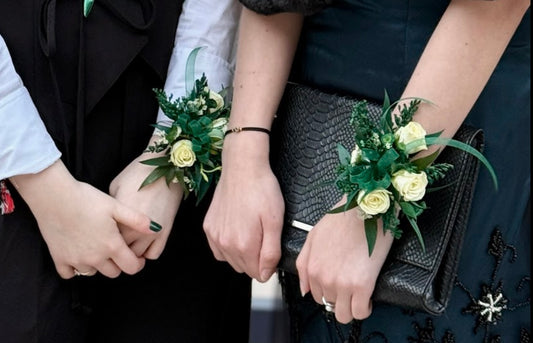 Floralis Corsage