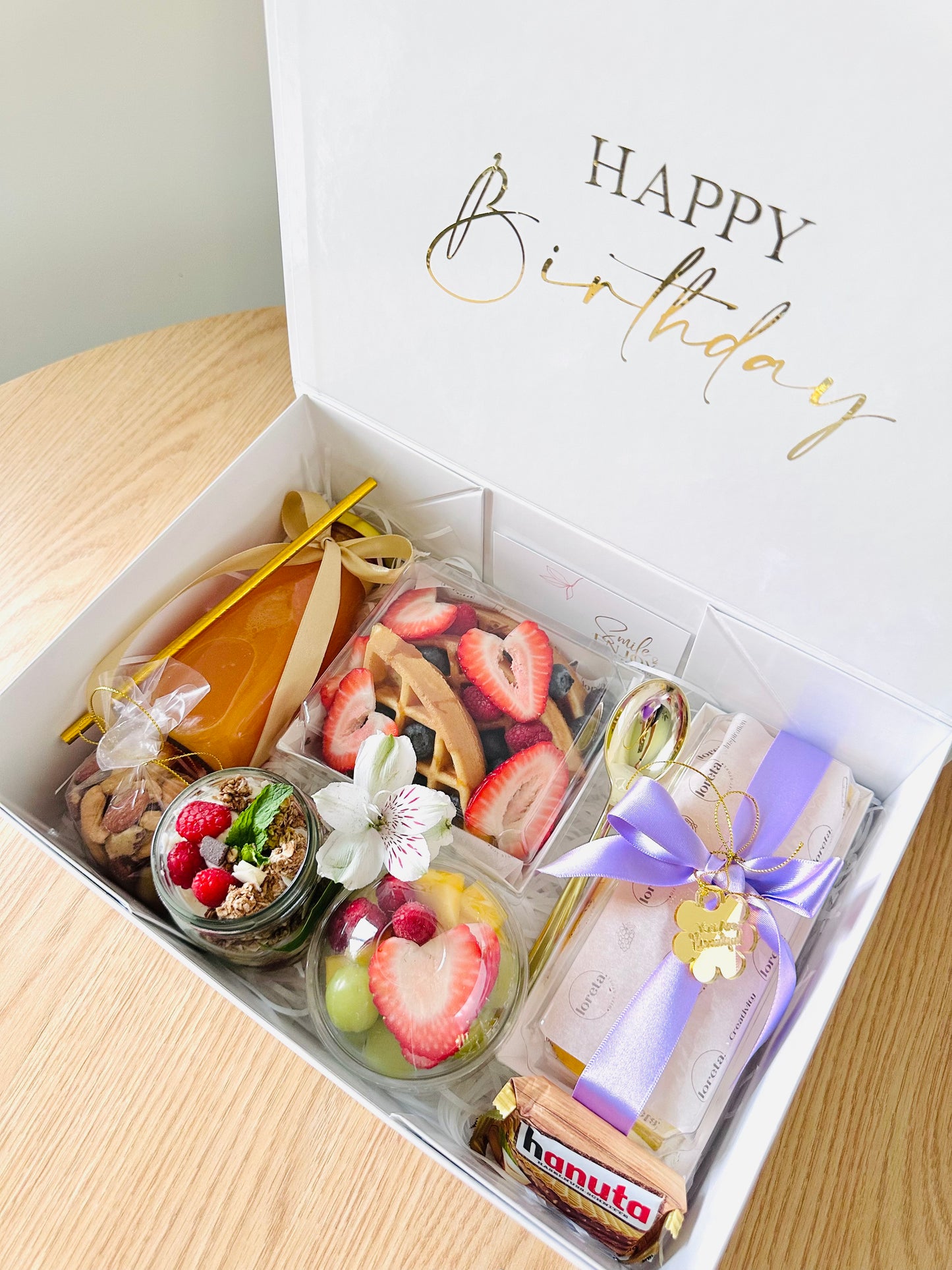 Bora Bora Breakfast Box