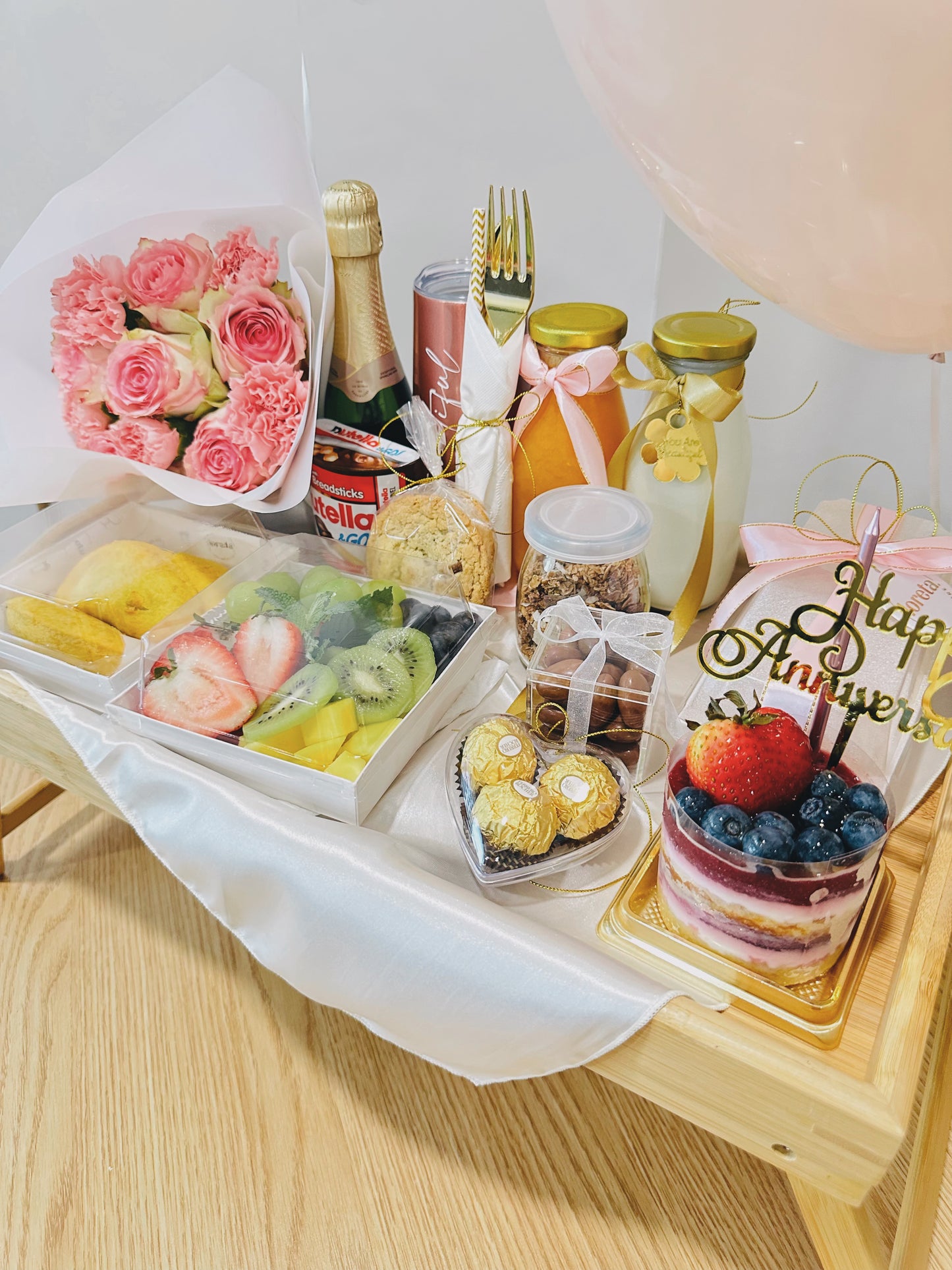 Savanna Luxury Breakfast Tray