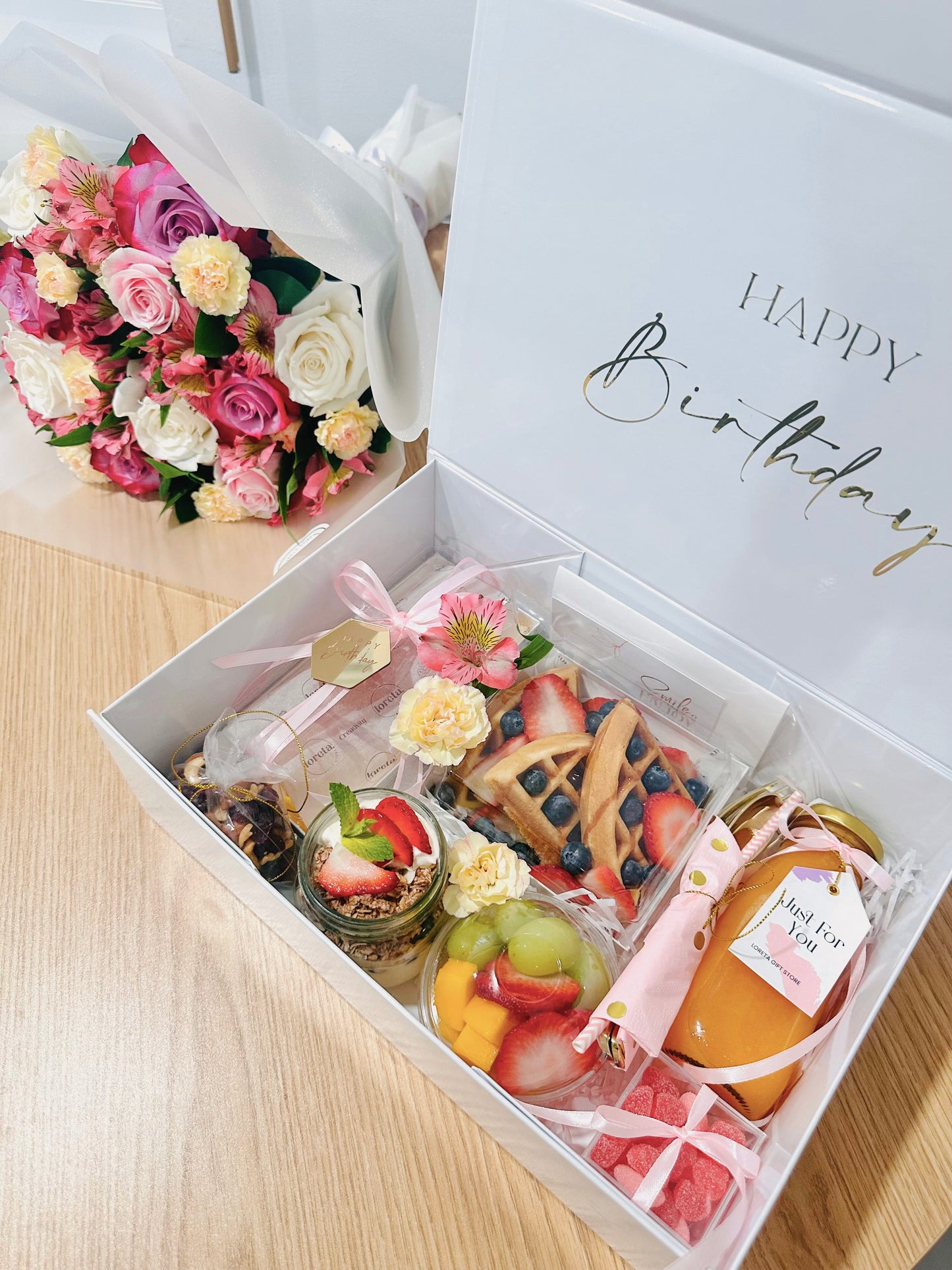 Bora Bora Breakfast Box
