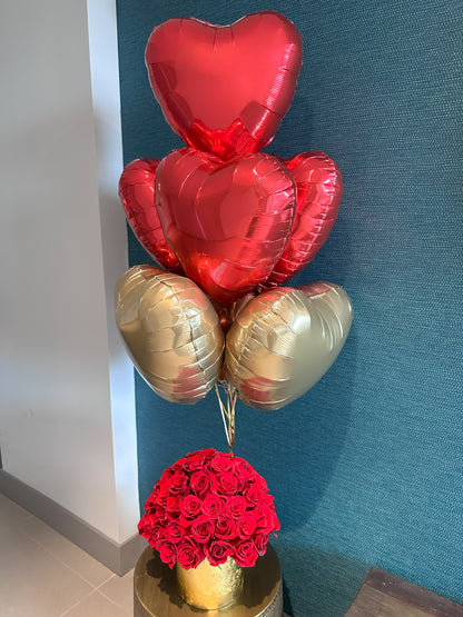 Blooming Roses - Premium Rose in Ceramic Vase