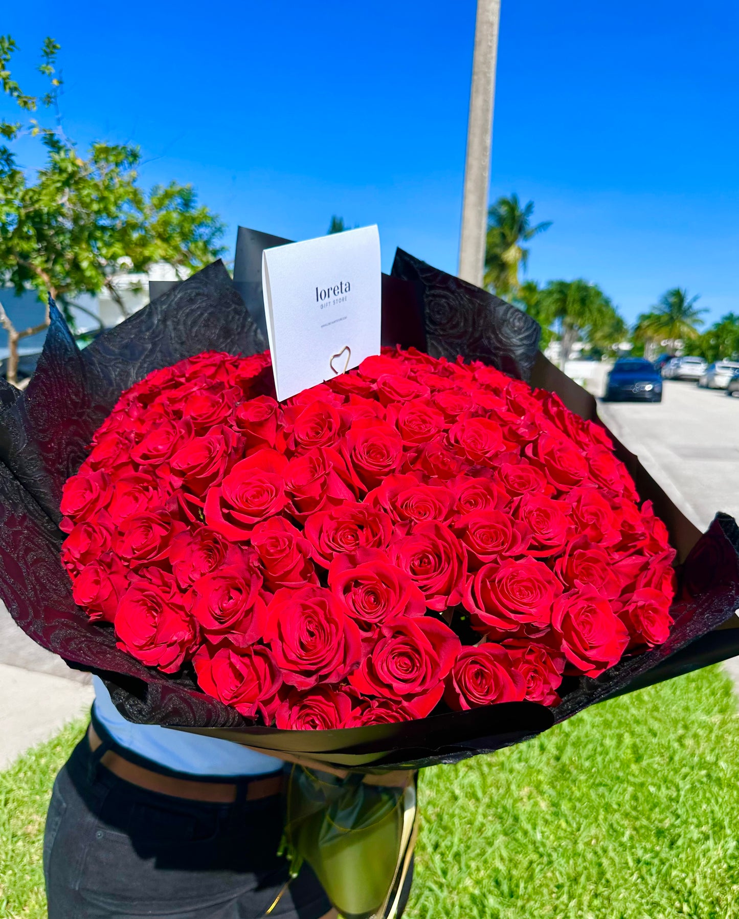 100 Red Rose Bouquet -VC