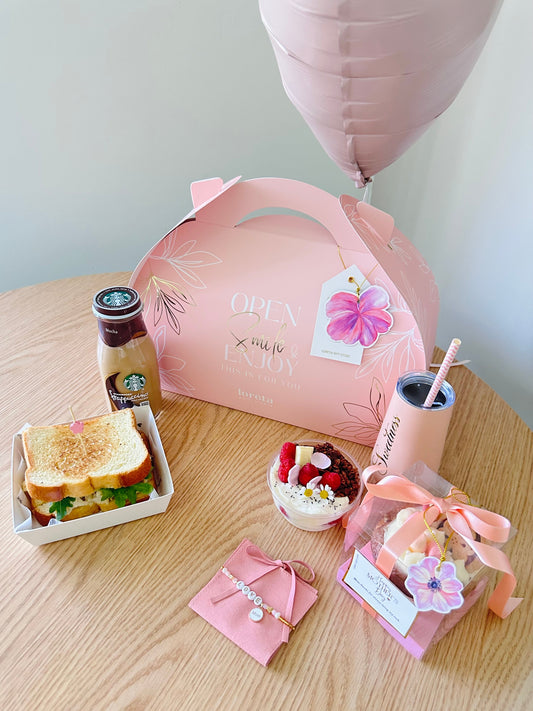 Surprise Breakfast – Box Edition for Mom