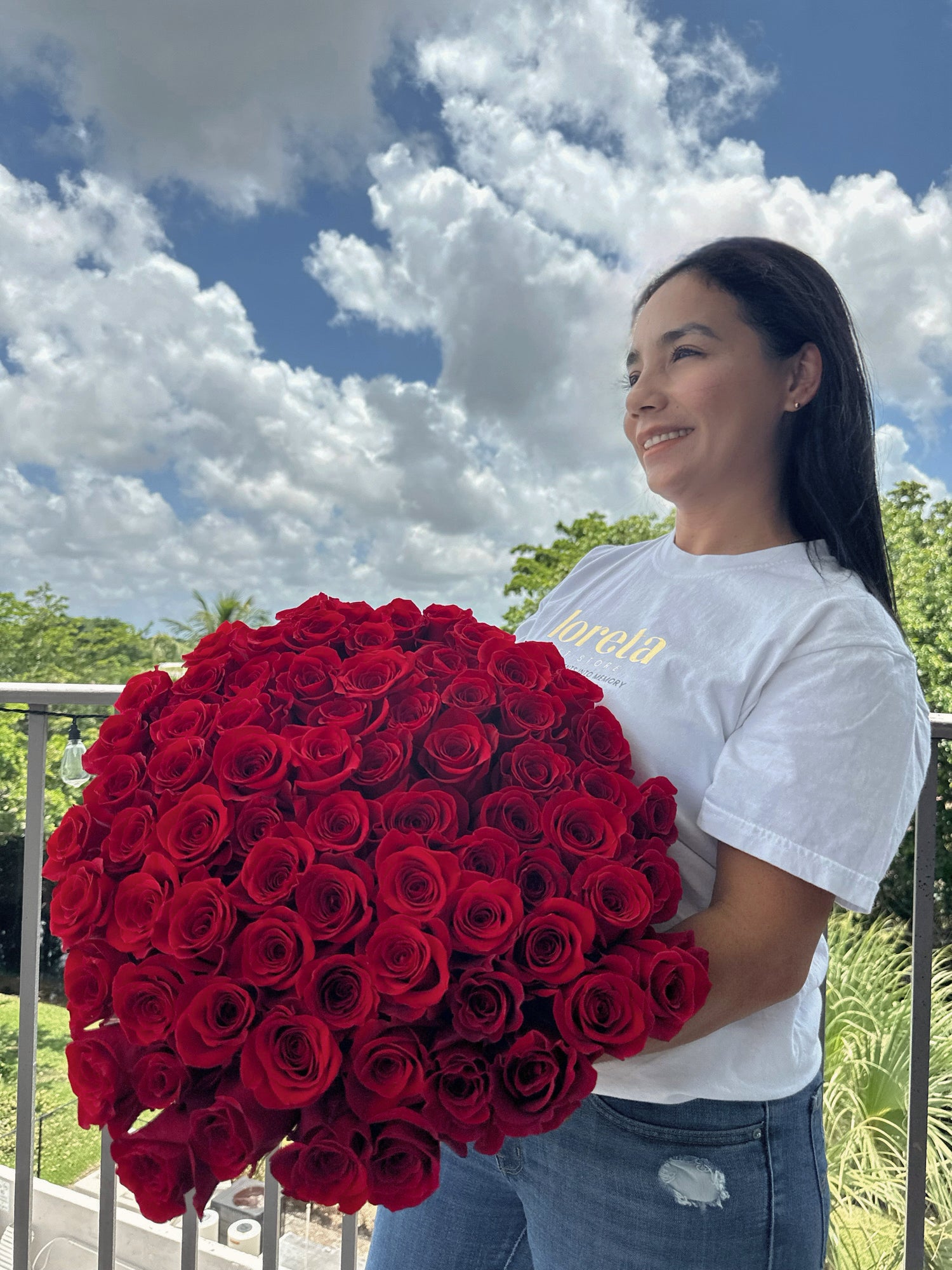 Romantic 100 red roses for Valentine’s Day delivered in Broward