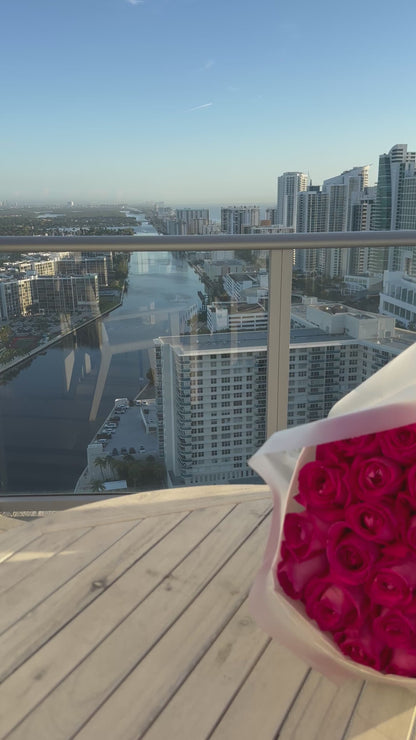 Happy Pink Roses - Valentine’s Luxury Collection